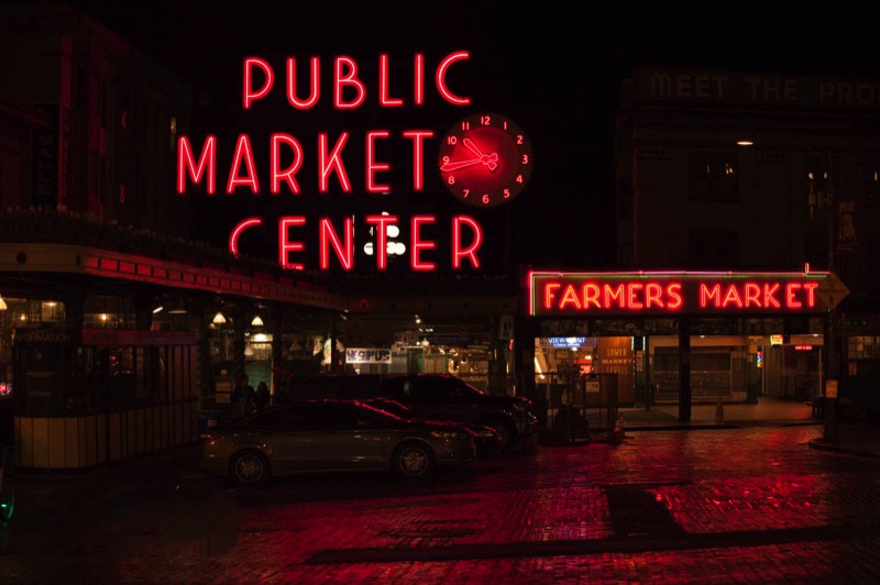 iris portraits in Pike Place Market